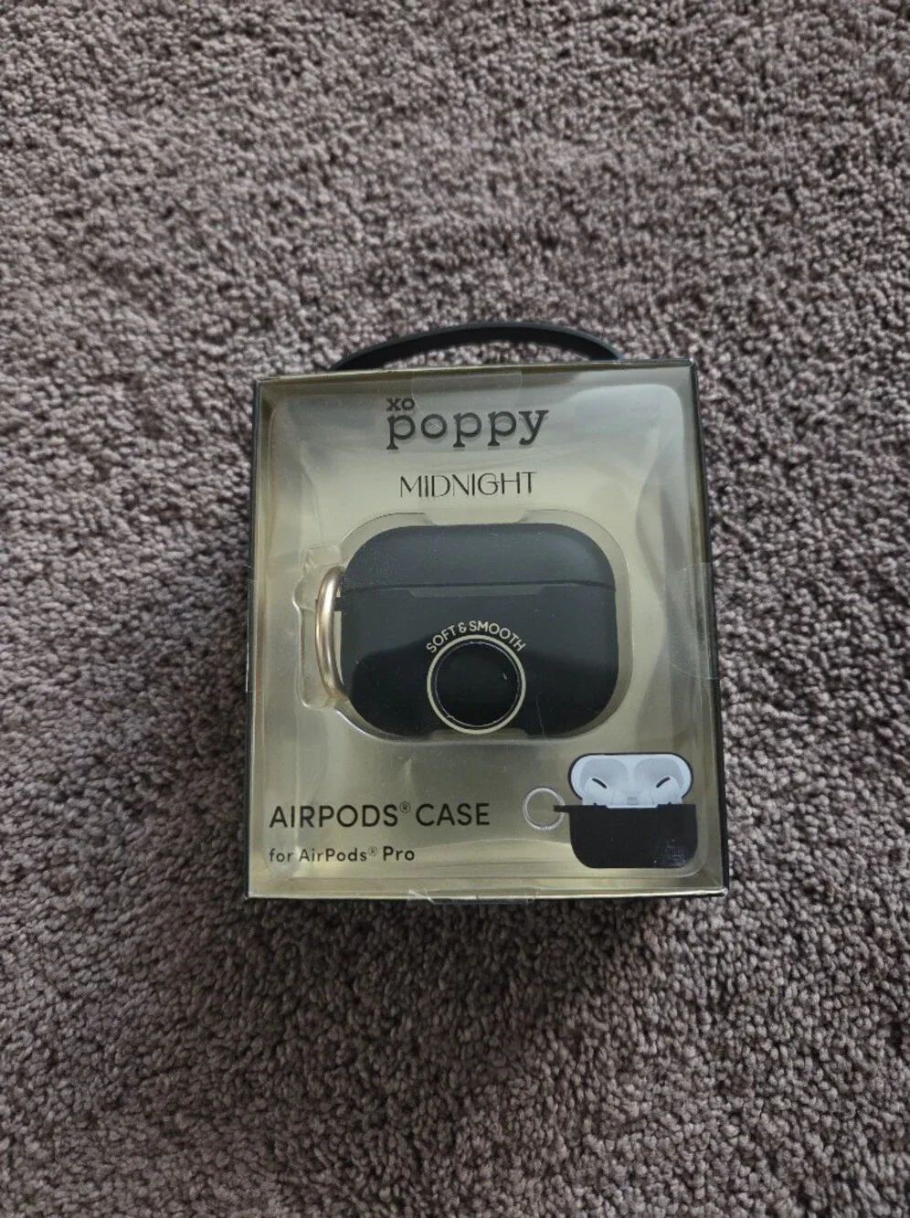 xo poppy Midnight AirPods Pro Case with Gold Accent Ring